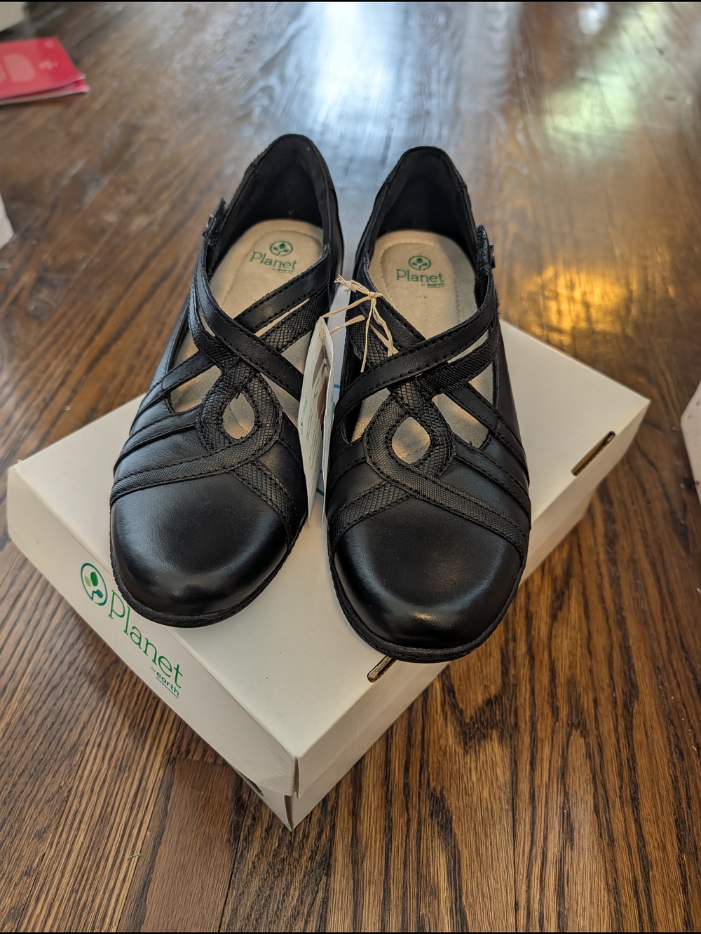 NWT Marietta Macey Planet By Earth Black Shoes